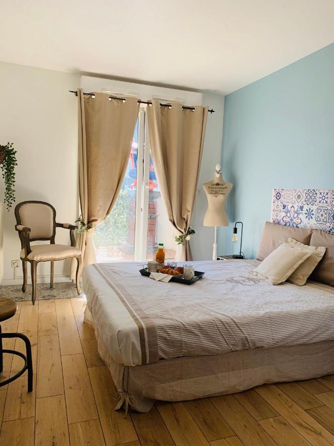 Bed And Breakfast Luxe La Defense U-Arena Courbevoie Eksteriør bilde